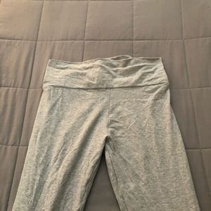 High waisted leggings